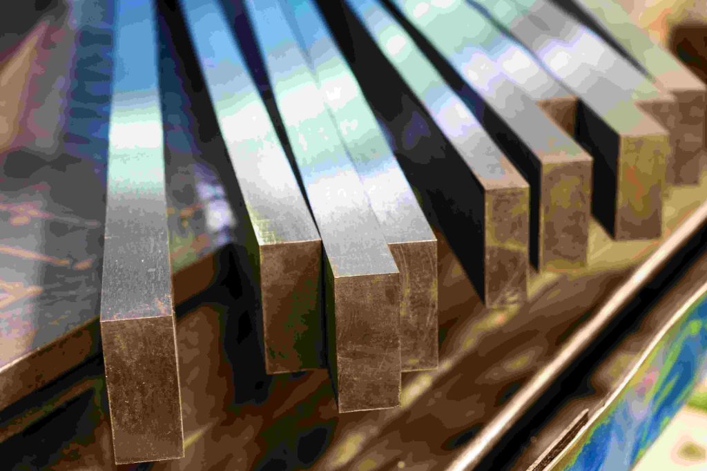 Por que o tubo retangular de alumínio é essencial no desenvolvimento de projetos?
